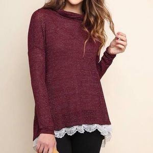 Boutique lace detailed top